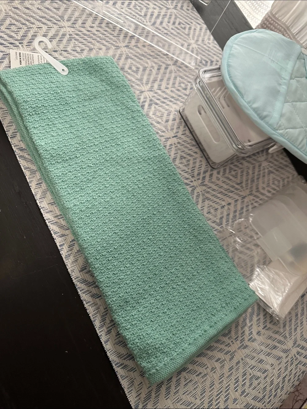 4pc bundle Home Kitchen set. NWT